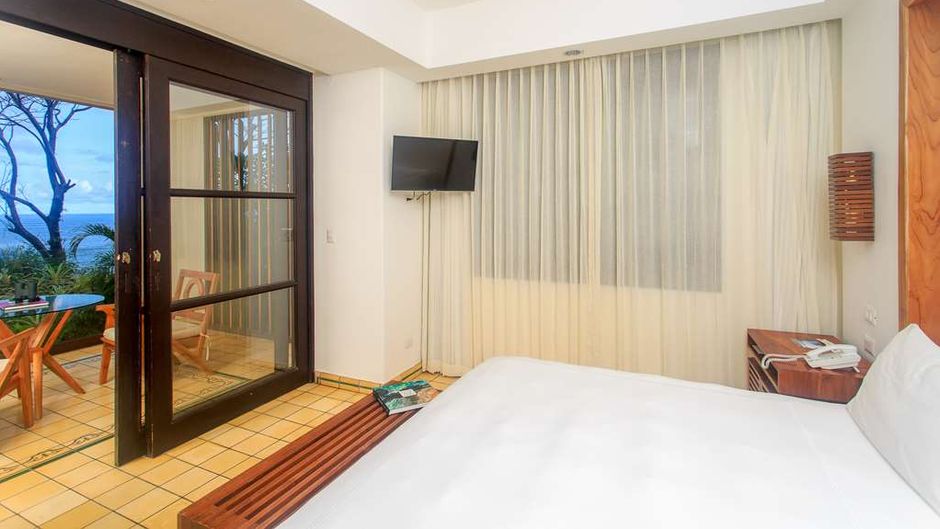 Arenas del Mar Beach and Rainforest Room