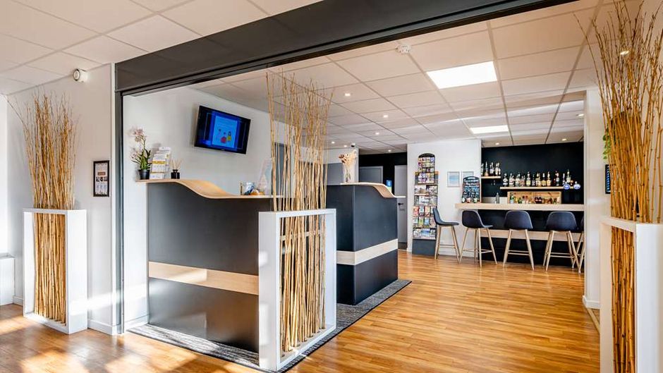 Sure Hotel by Best Western Bordeaux Lac Lobby