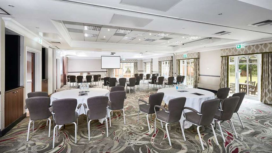 DoubleTree by Hilton St. Anne's Manor Meeting