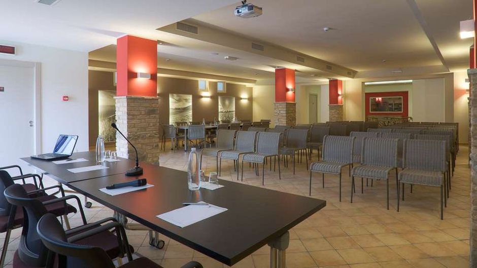 Villa Gens Camuria Meeting