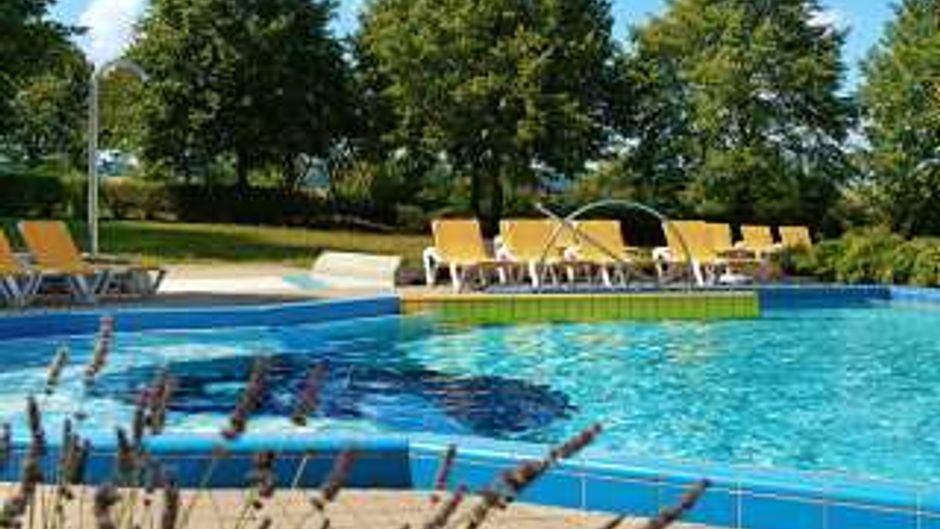 Victor's Residenz-Hotel Teistungenburg Pool