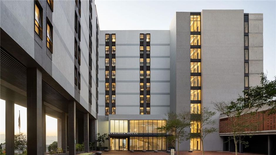 Premier Hotel Umhlanga Exterior