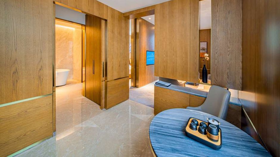 Wyndham Shiyan Downtown Suite