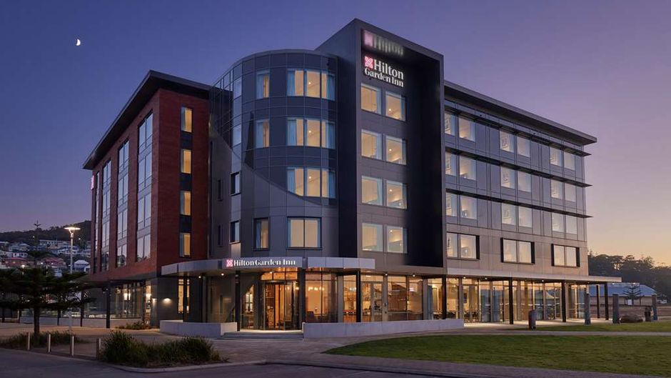 Hilton Garden Inn Albany Exterior