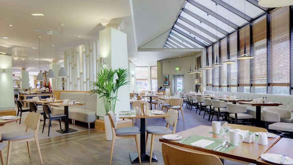 DoubleTree by Hilton Manchester Airport Restaurant