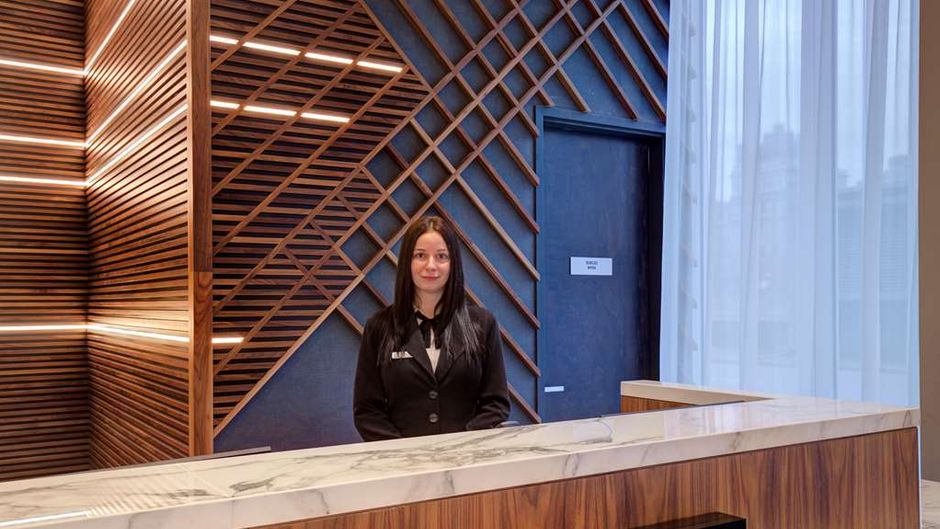 Hampton by Hilton Montreal Downtown Lobby