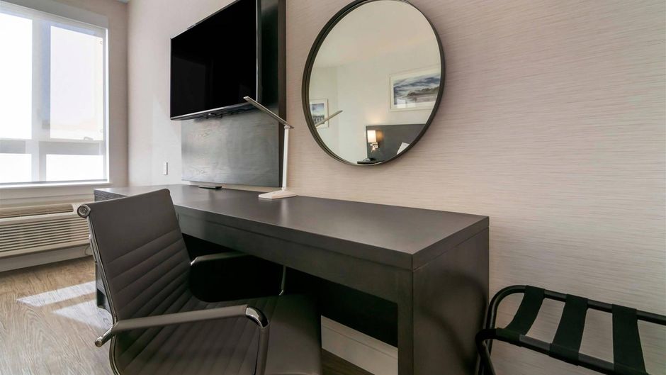 Quality Inn Room
