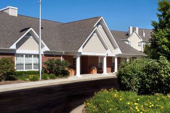 Sonesta ES Suites Chicago Waukegan Gurne