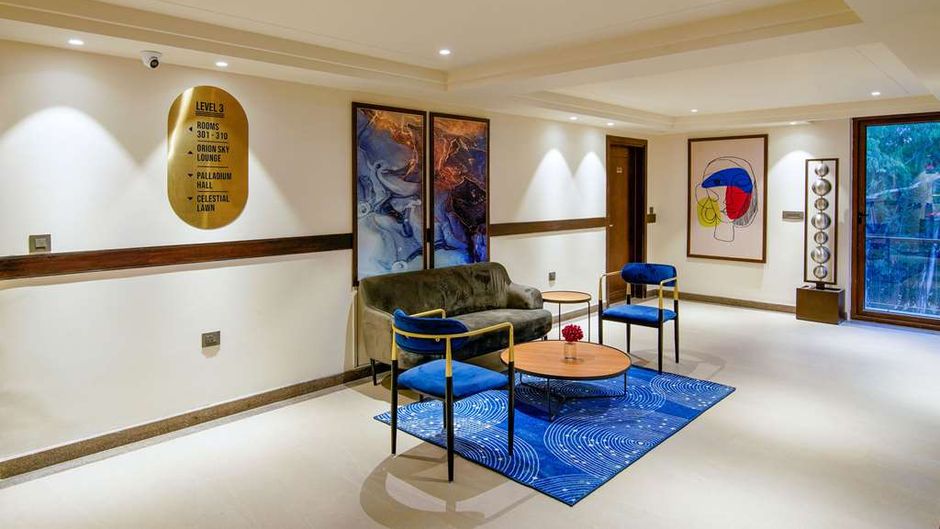 Comfort Inn Dehradun Lobby
