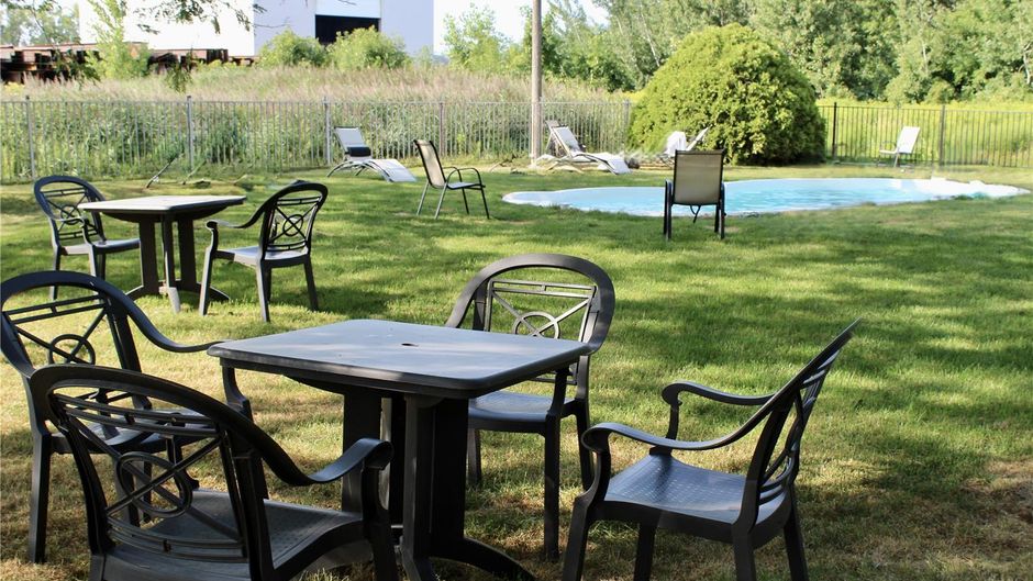 Travelodge by Wyndham Trois Rivieres Pool
