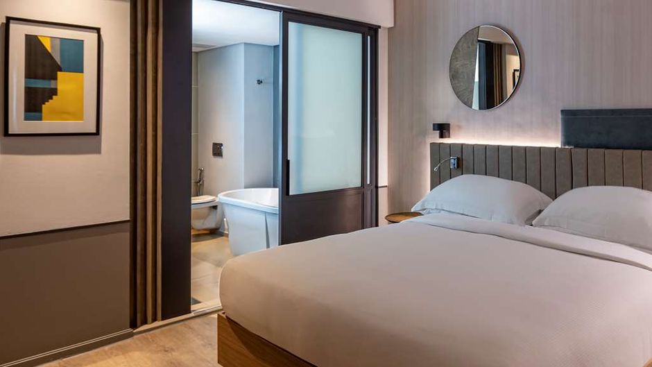Hyatt Regency Cape Town Room