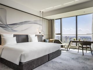 Pullman Jiaxing Pinghu Excellence Hotel