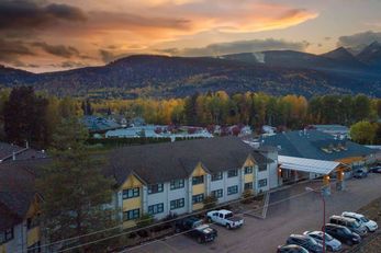 Prestige Hudson Bay Lodge & Conf Ctr