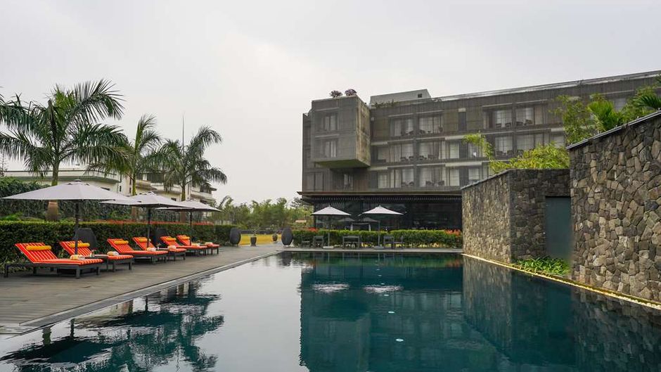 Radisson Resort & Spa Lonavala Pool