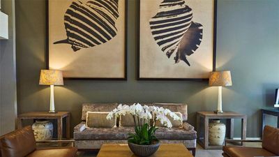 Luxe Sunset Boulevard Hotel