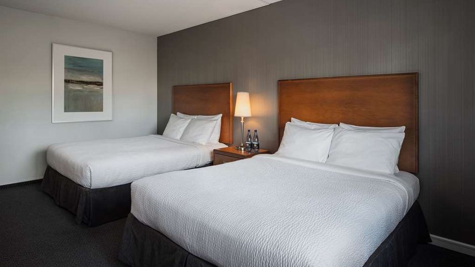 Norwood Hotel Room