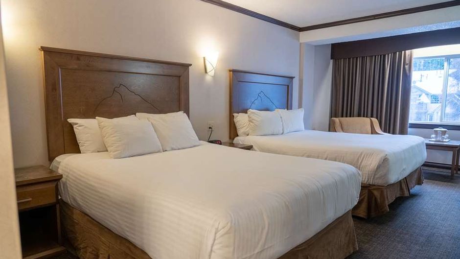 Rundlestone Lodge Room