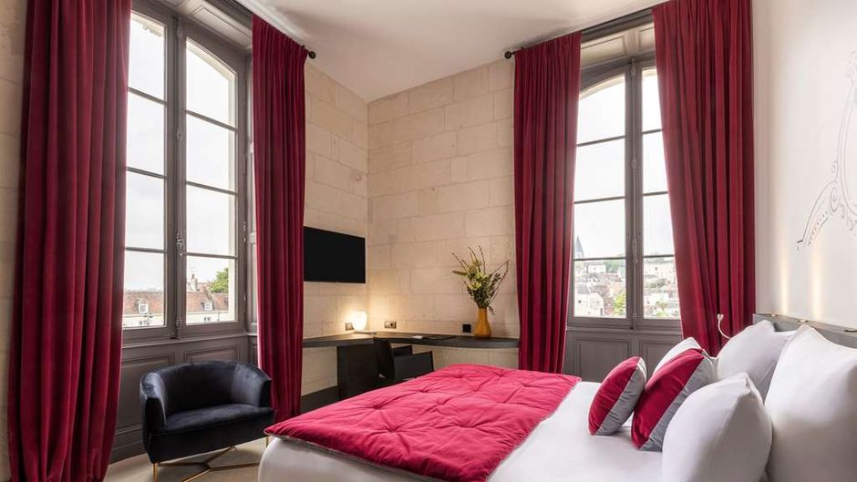 Best Western Plus Hotel de la CiteRoyale Suite