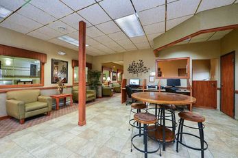Motel 6 Minot
