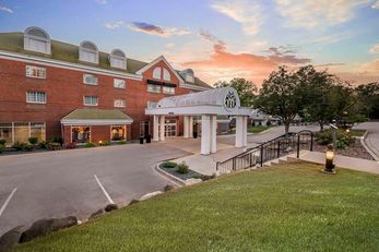 Heidel House Hotel & Conference Center