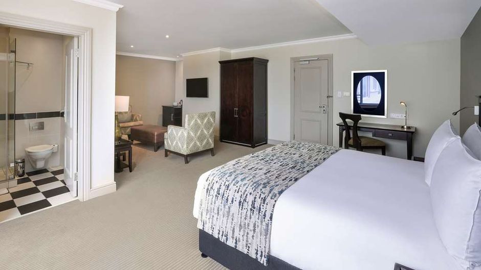 Southern Sun The Marine Hotel Suite