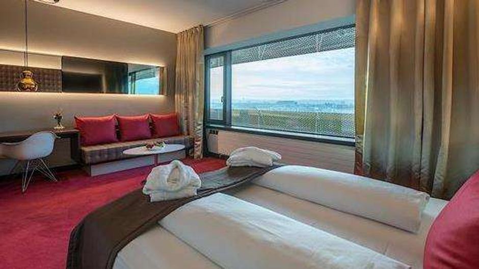 Airport Hotel Basel Room