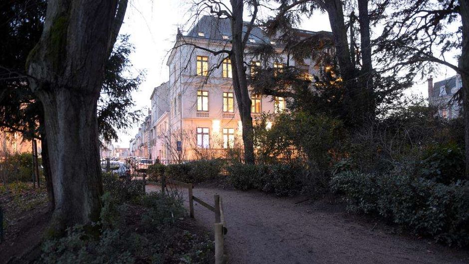 Central Parc Exterior
