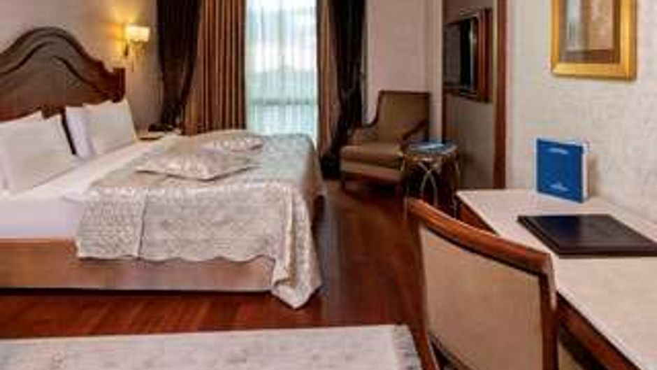 Elite World Van Hotel Suite
