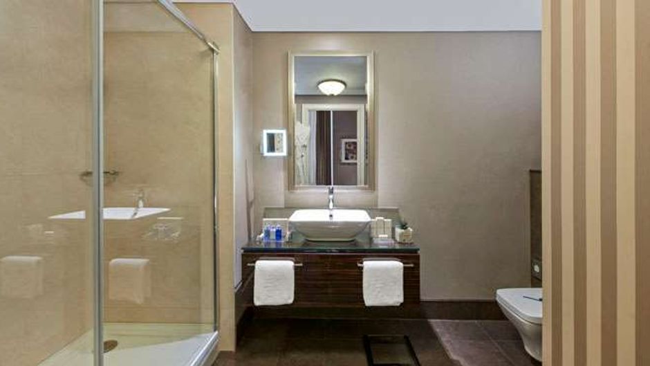 Elite World Business Hotel Room