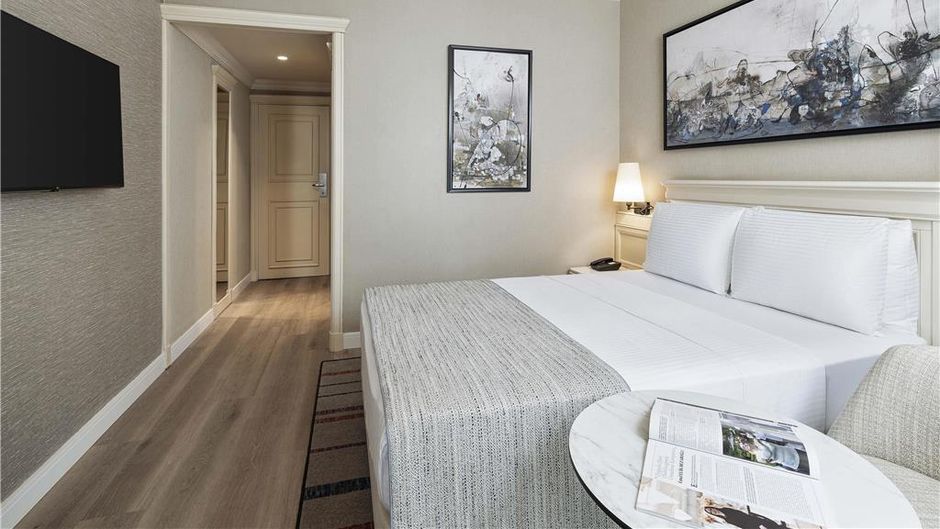 Elite World Comfy Istanbul Taksim  Hotel Room