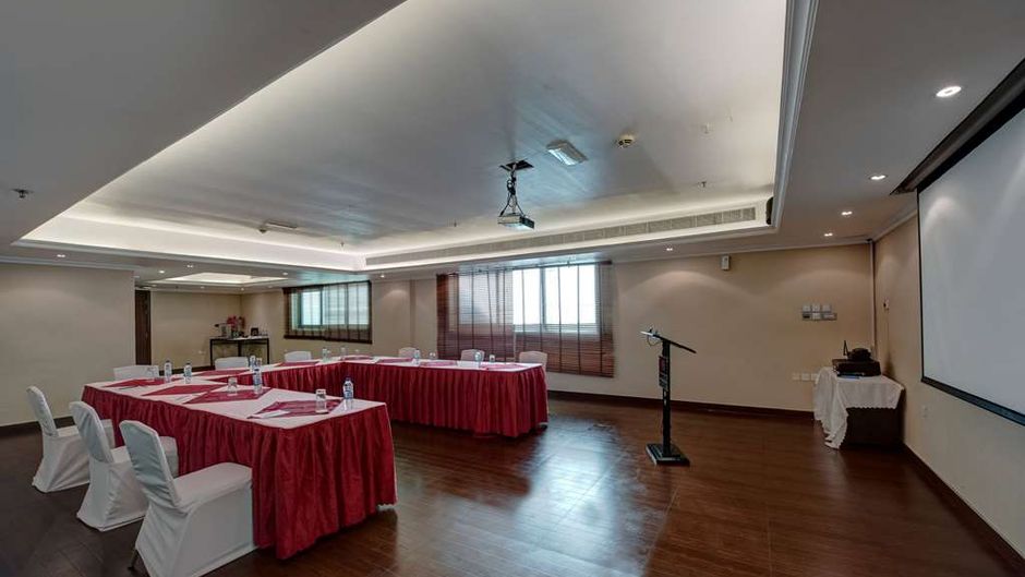 Howard Johnson Plaza by Wyndham Deira Meeting