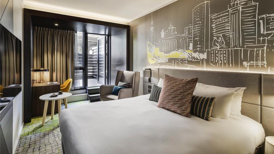 Mercure Auckland Queen Street Room