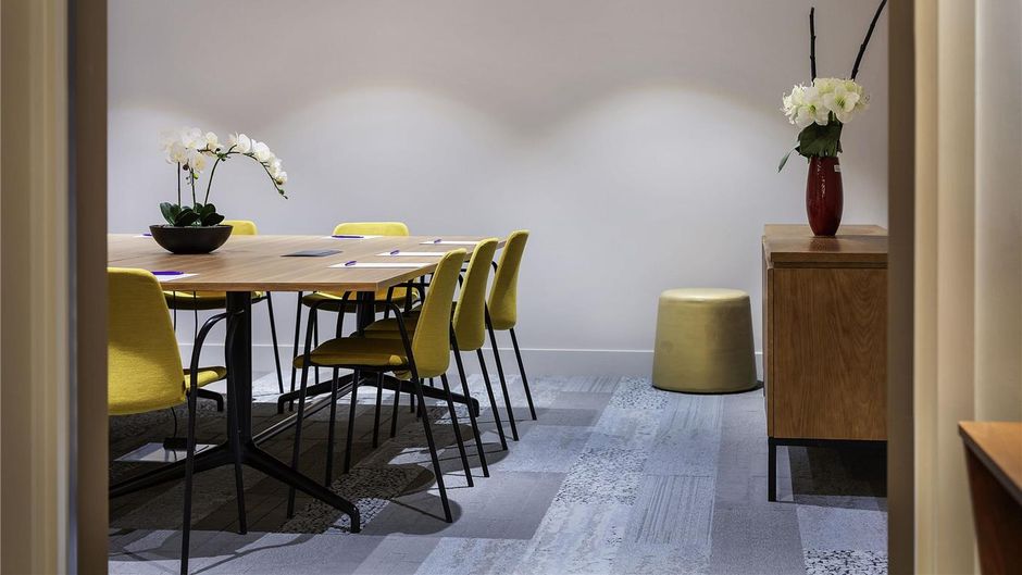 Mercure Auckland Queen Street Meeting
