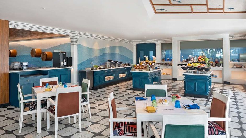 Radisson Resort Pondicherry Bay Restaurant