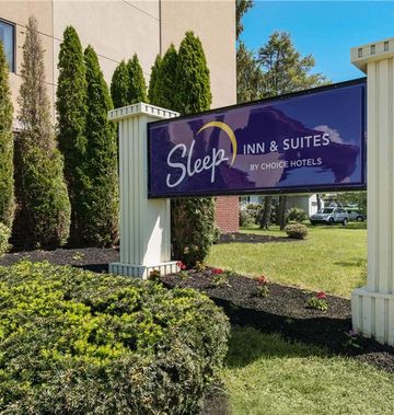 Sleep Inn & Suites