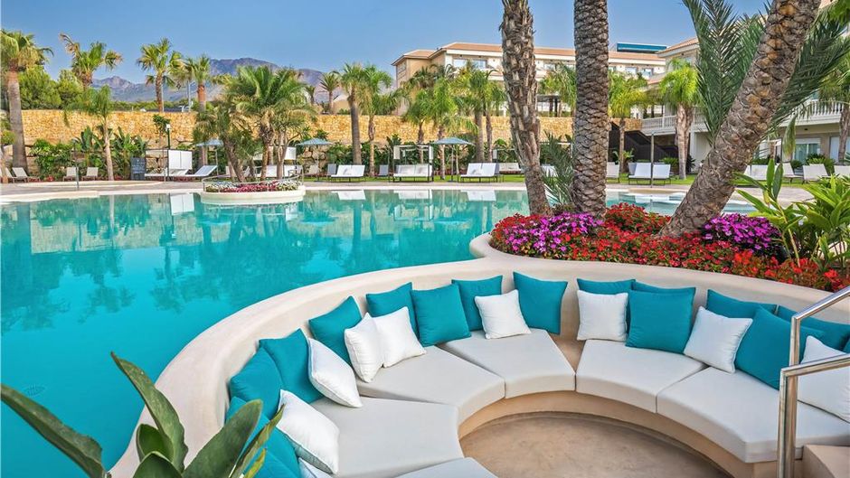 Barcelo La Nucia Palms Pool