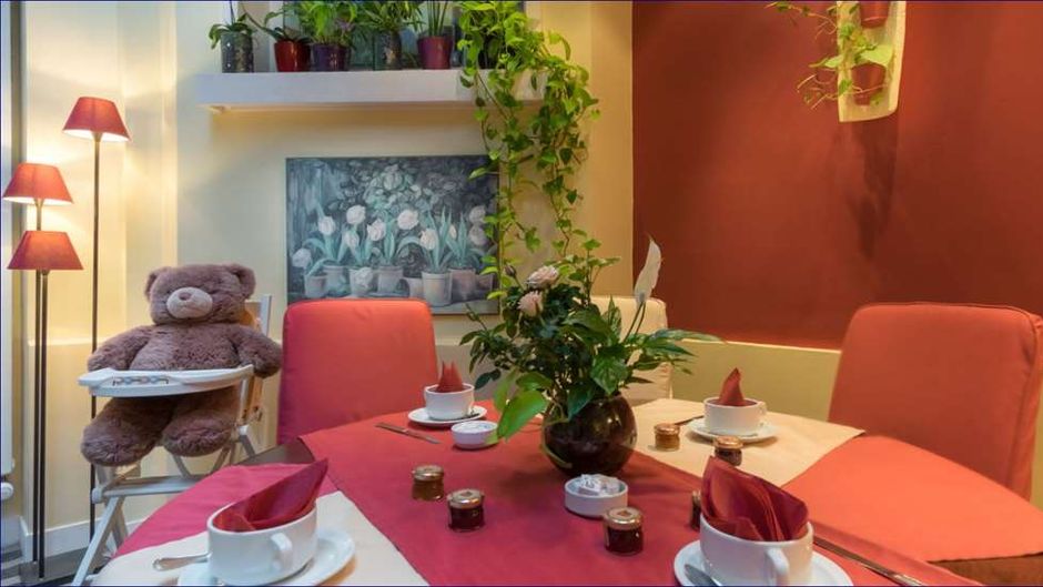 Virgina Hotel Restaurant