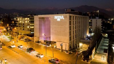 Wyndham Pettra Santiago