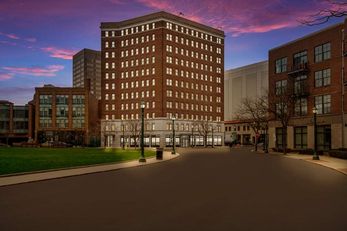 Best Western Syracuse Dwntn Hotel & Stes
