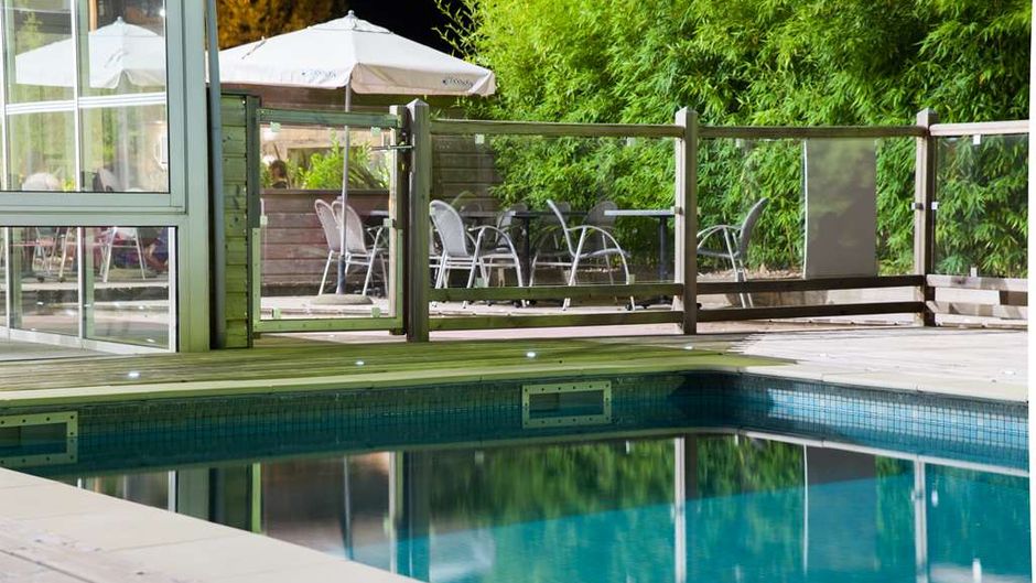 Best Western Hotel Le Bordeaux Sud Pool