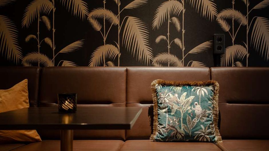 Palm Tree Hotel, BW Signature Collection Lobby