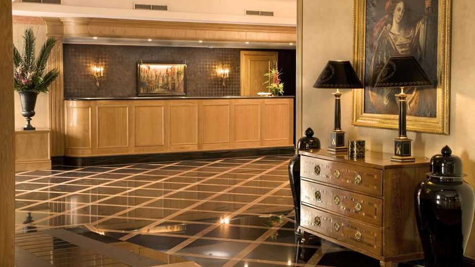 Hotel Real Palacio Lobby