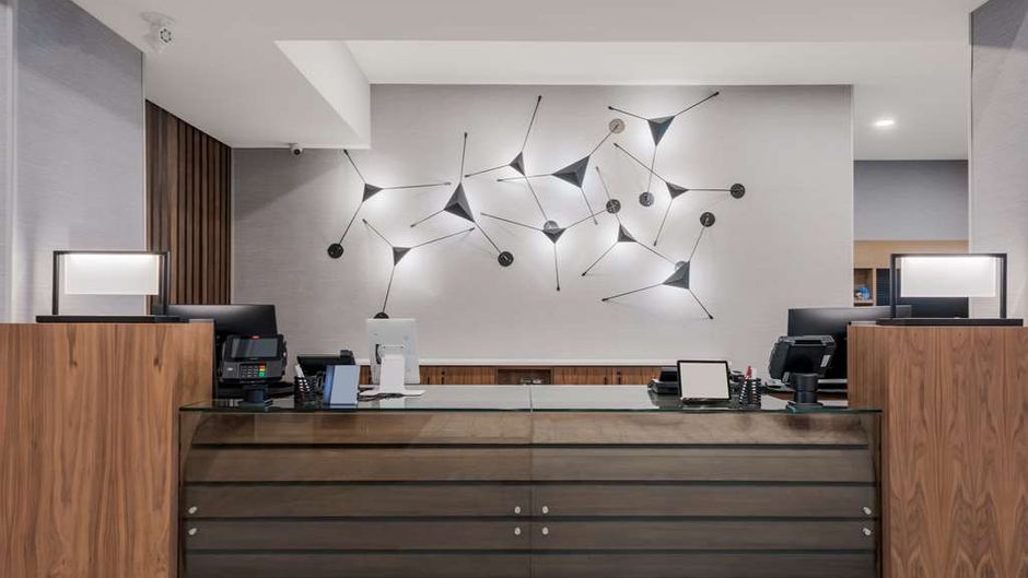 Best Western Plus Parry Sound Lobby