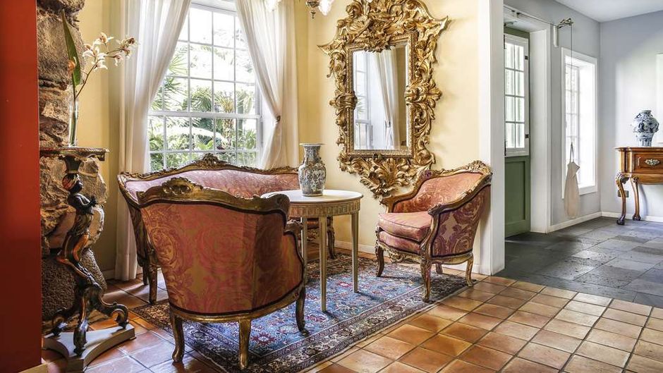 Hacienda De Abajo Lobby
