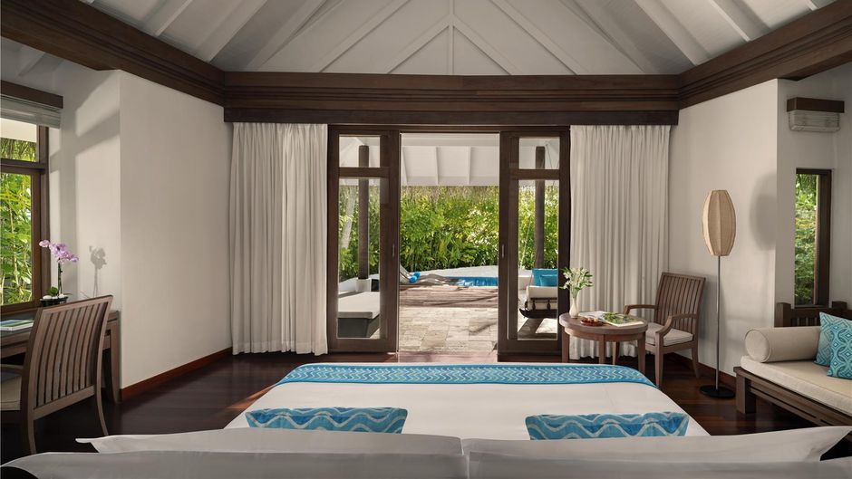 Anantara Dhigu Maldives Resort Room