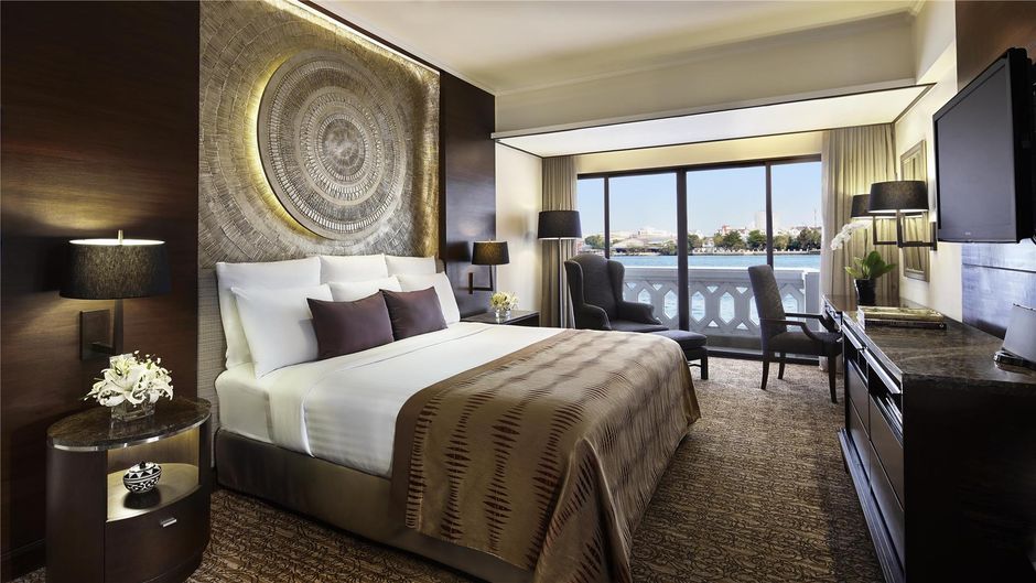 Anantara Riverside Bangkok Resort Room