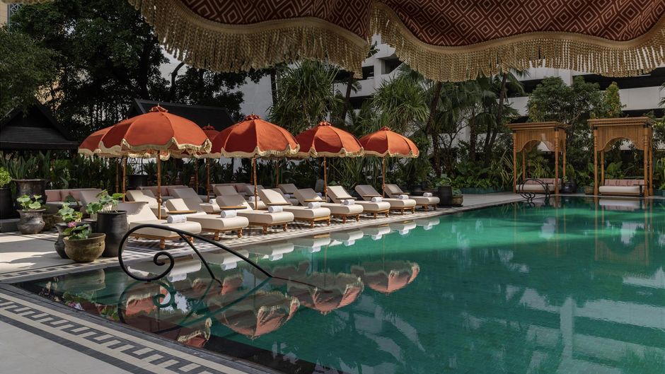 Anantara Siam Bangkok Hotel Pool