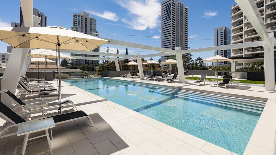 Avani Broadbeach Gold Coast Residences Pool
