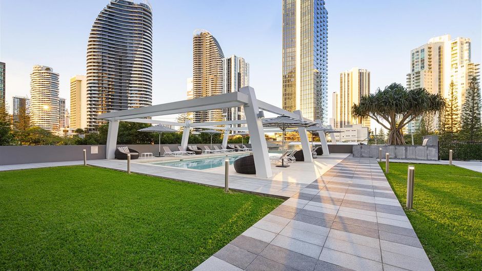 Avani Broadbeach Gold Coast Residences Pool