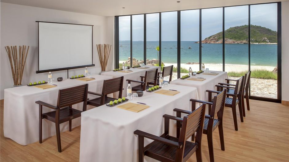 Avani Quy Nhon Resort Meeting